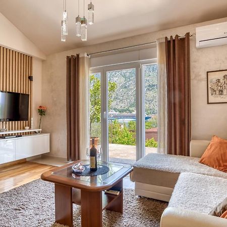 Milas Apartment โกตอร์ ภายนอก รูปภาพ