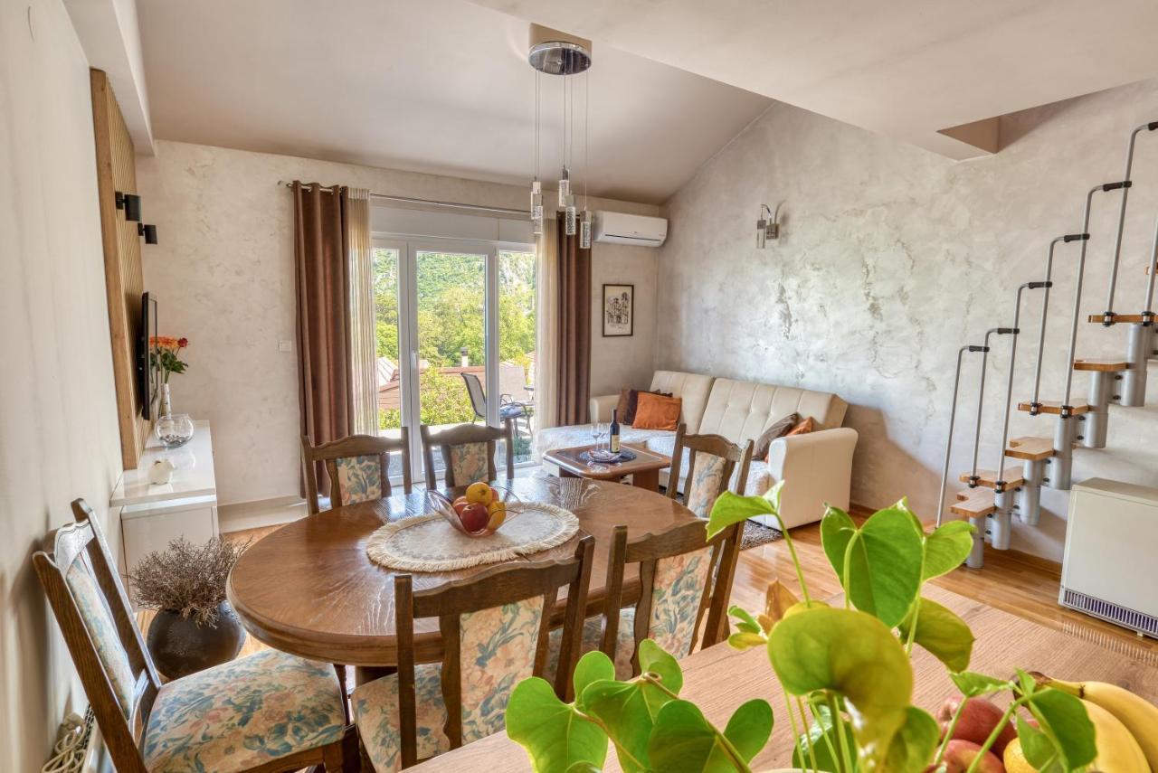 Milas Apartment โกตอร์ ภายนอก รูปภาพ